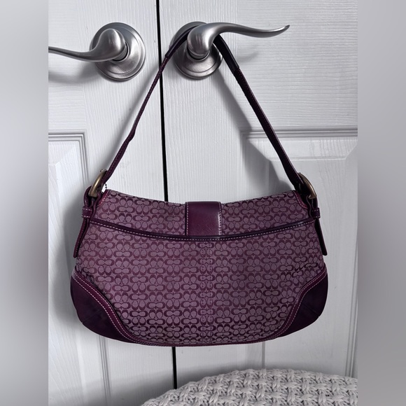 Vintage Coach Burgundy Signature Print Soho bag - Picture 2 of 16
